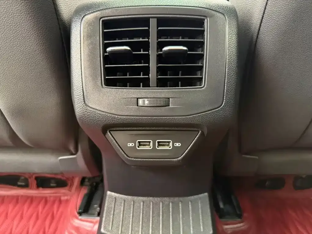 Volkswagen Volkswagen T-ROC 2021 280TSI DSG 2WD Comfort Smart Connect Edition — Фото автомобиля 19