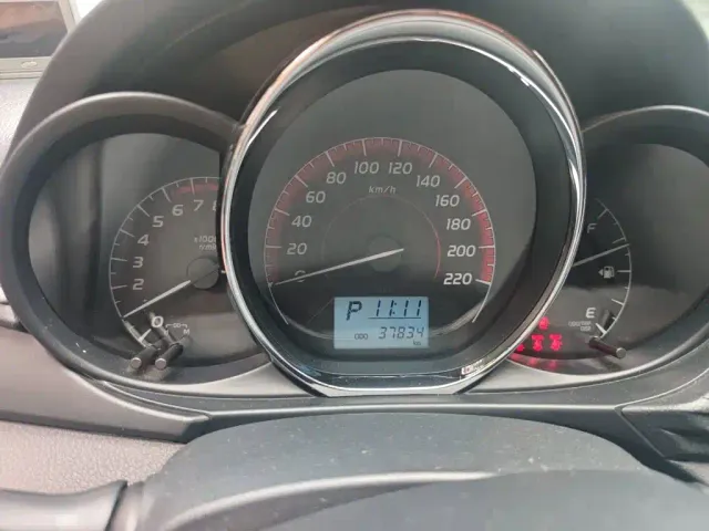 Toyota Vios FS — Фото автомобиля 12