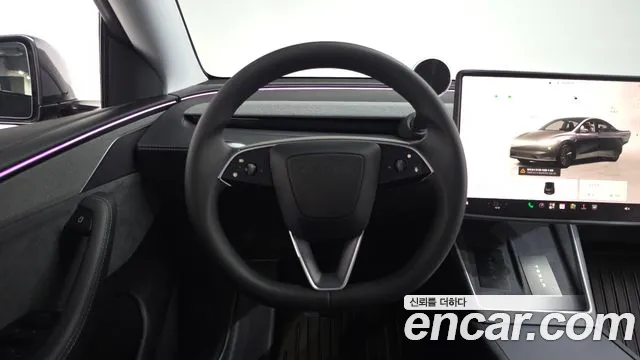 Tesla Model Y — Фото автомобиля 19