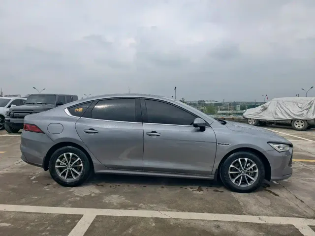 BYD Qin PLUS — Фото автомобиля 4