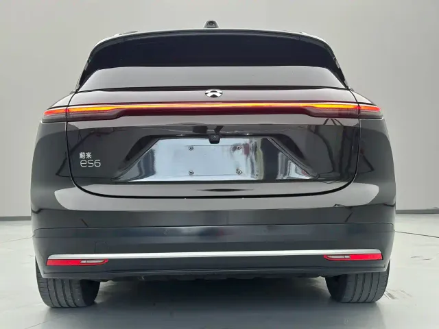 Nio ES6 — Фото автомобиля 8