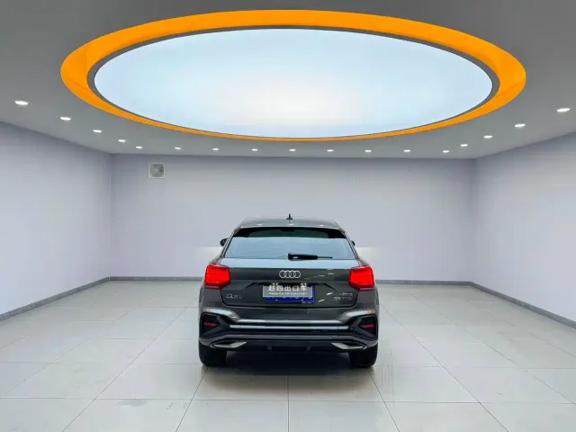 Audi Q2L — Фото автомобиля 5