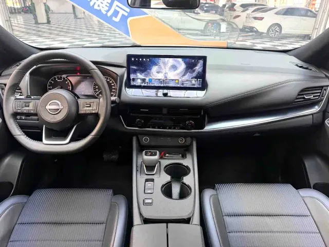 Nissan Qashqai — Фото автомобиля 10