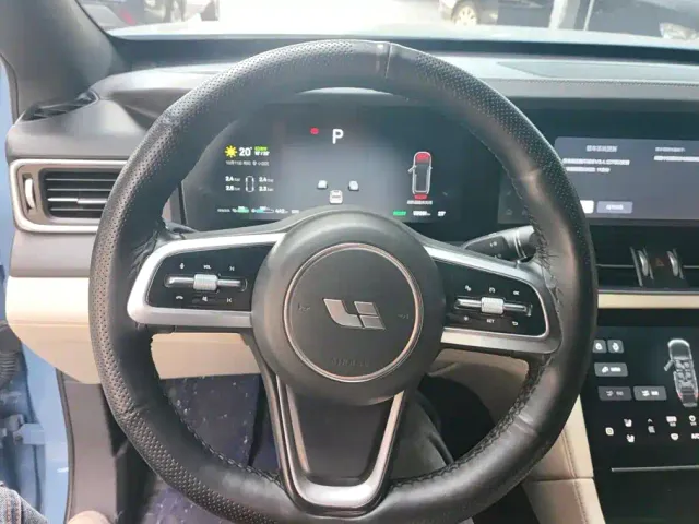 Li Auto ONE — Фото автомобиля 15