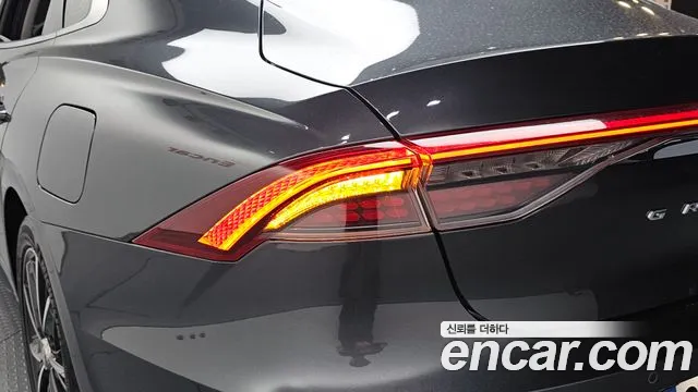 Hyundai Grandeur Grandeur (New) — Фото автомобиля 8