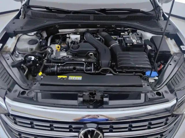 Volkswagen Sagitar — Фото автомобиля 10