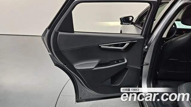 Kia EV6 — Фото автомобиля 21