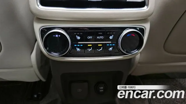 Genesis GV80 2.5T Бензин AWD — Фото автомобиля 17