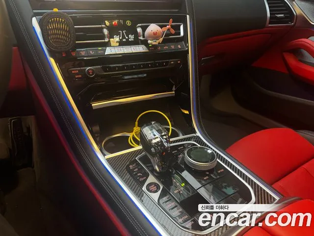 BMW 8 Series G15 — Фото автомобиля 11