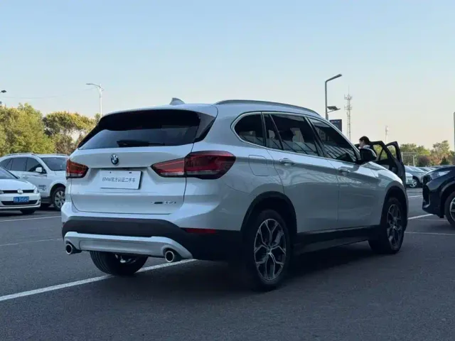 BMW X1 — Фото автомобиля 15