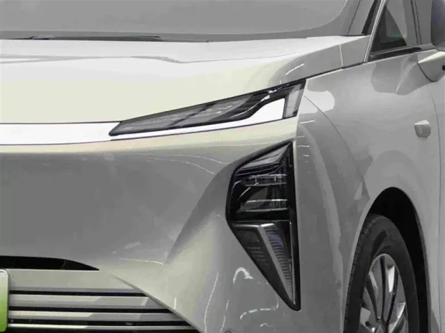 Buick Zhijing Shijia — Фото автомобиля 3