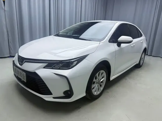 Фотография автомобиля — Toyota Corolla