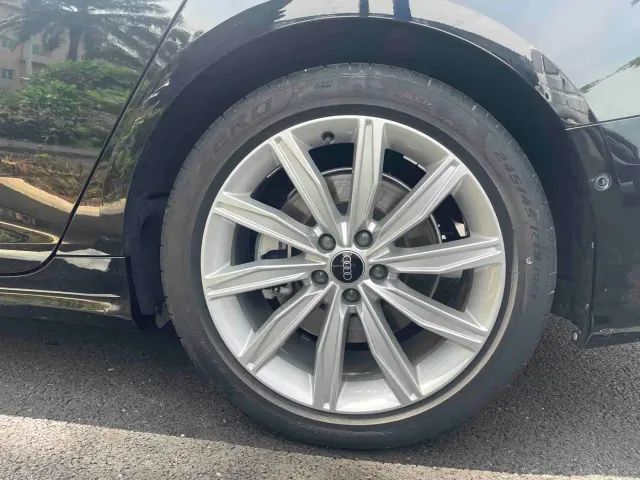 Audi A6L — Фото автомобиля 15