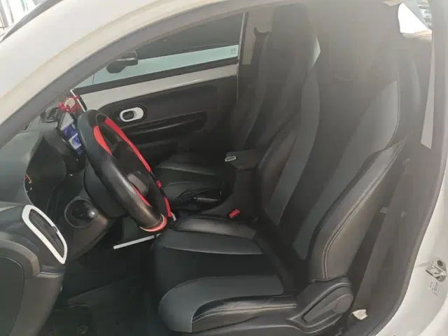 Roewe Clever — Фото автомобиля 14
