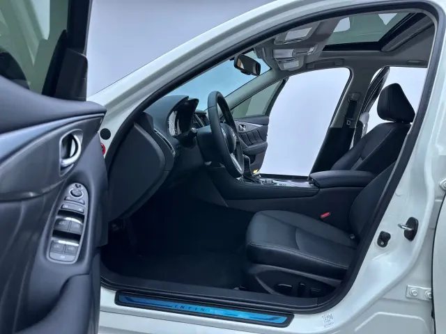 Infiniti Q50L — Фото автомобиля 13
