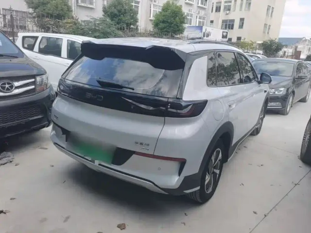 BYD Sealion 05 EV — Фото автомобиля 6