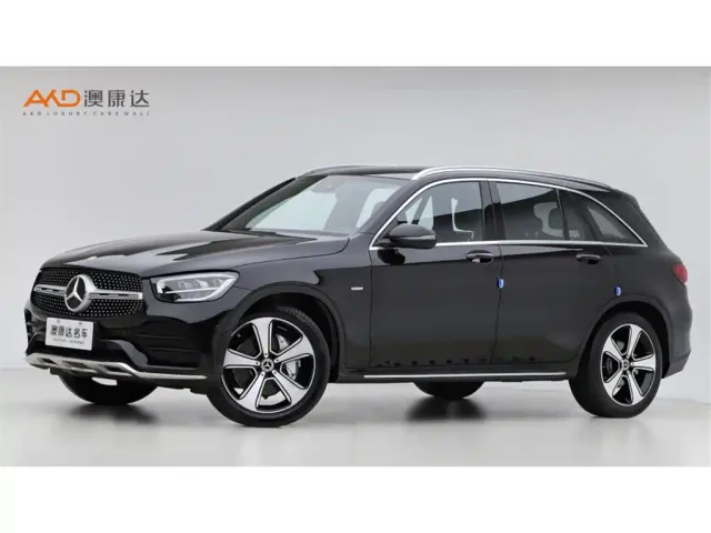 Фотография автомобиля — Mercedes-Benz GLC-Class