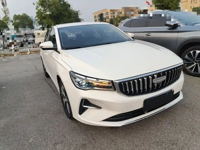 Geely Emgrand — Фото автомобиля 3