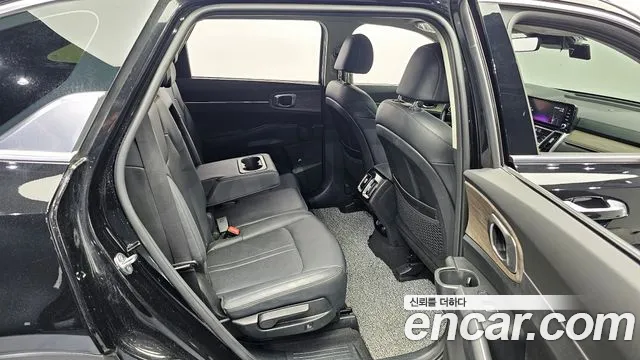 Kia Sorento Sorento 4-е поколение Дизель 2.2 4WD — Фото автомобиля 12