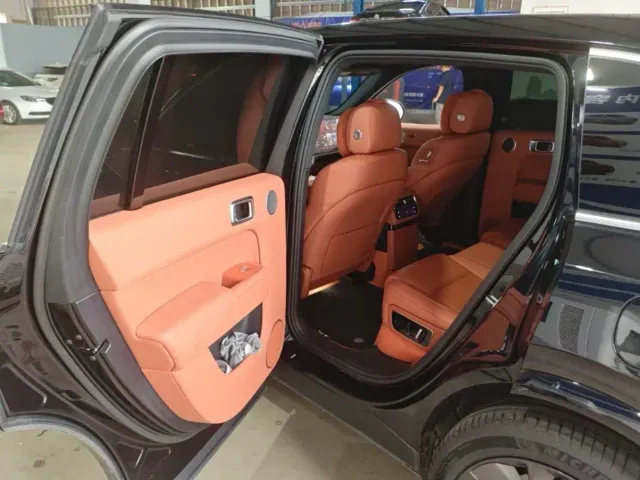 Li Auto L7 — Фото автомобиля 6