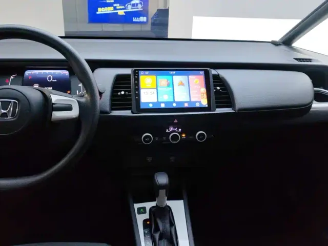 Honda Fit — Фото автомобиля 13