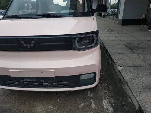 Wuling Hongguang Mini EV — Фото автомобиля 23
