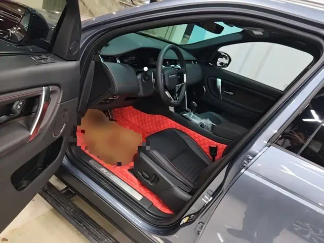 Land Rover Discovery Sport — Фото автомобиля 15