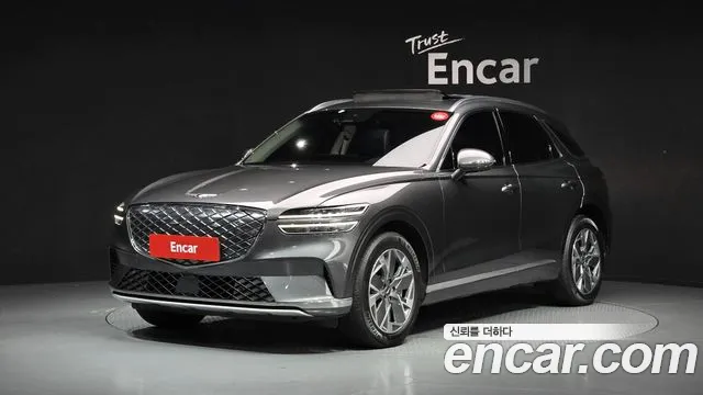 Фотография автомобиля — Genesis GV70 Electrified GV70 e-AWD
