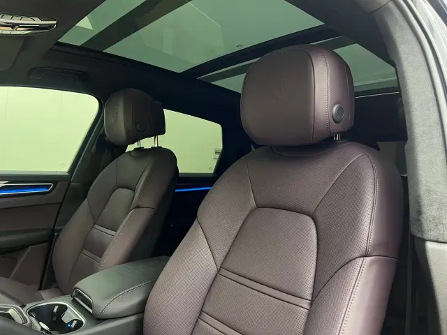 Porsche Cayenne 2019 Cayenne 3.0T — Фото автомобиля 11