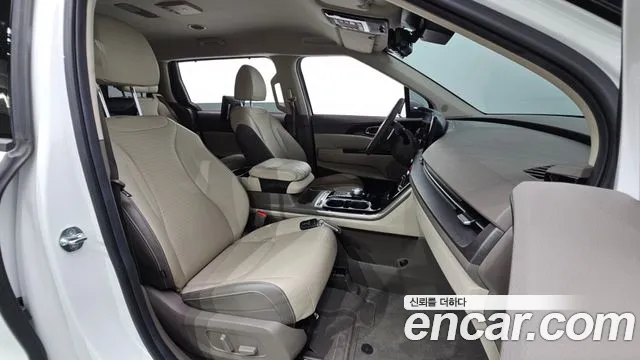 Kia Canival Carnival 4 поколение Бензин 7 мест Signature — Фото автомобиля 20