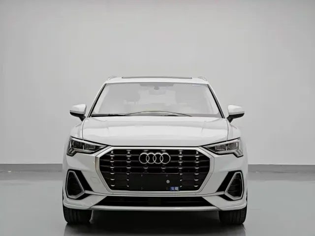 Audi Q3 — Фото автомобиля 2