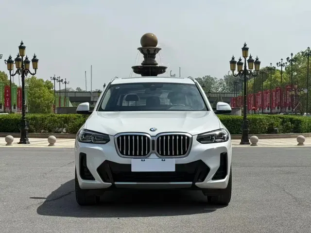 BMW X3 — Фото автомобиля 2