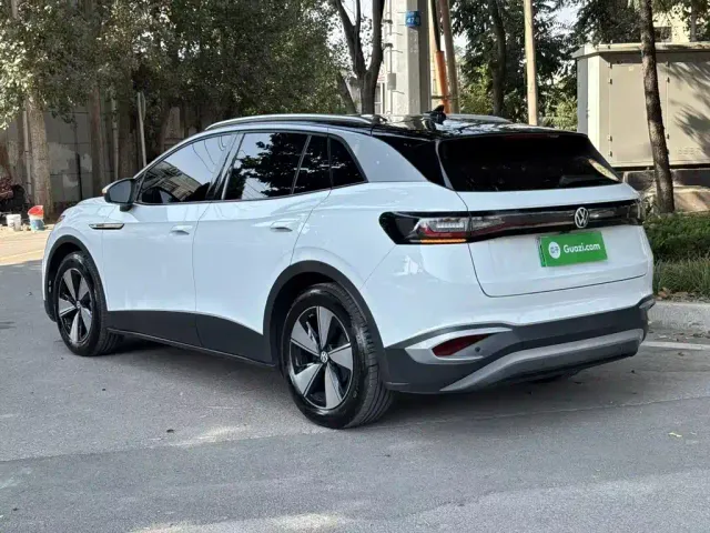 Volkswagen ID.4 X — Фото автомобиля 4