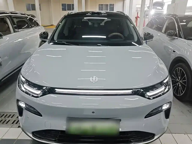Leapmotor C11 — Фото автомобиля 2