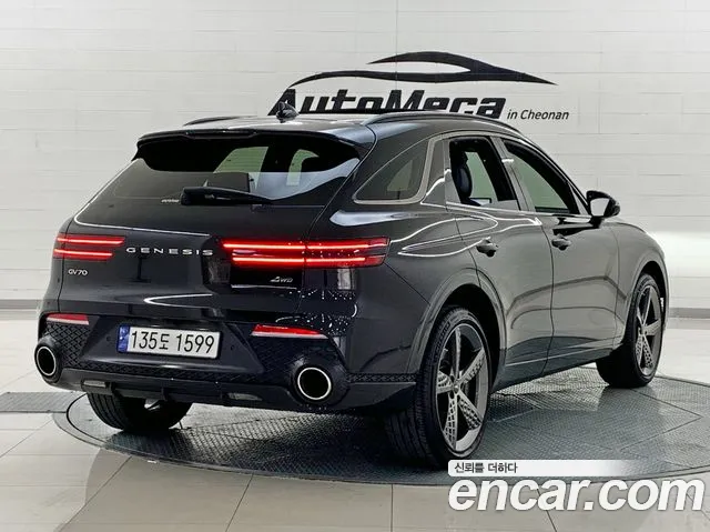 Genesis GV70 2.5T Бензин AWD — Фото автомобиля 2