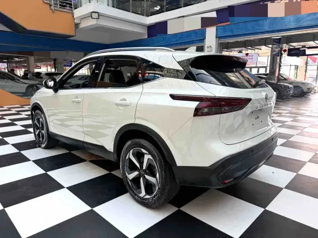 Nissan Qashqai — Фото автомобиля 17