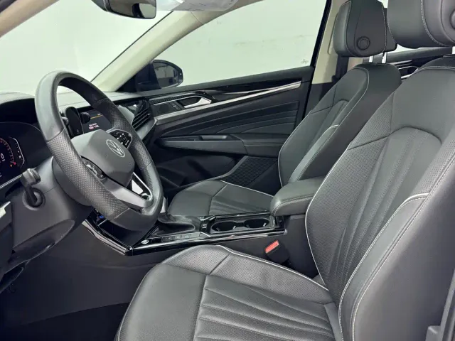 Volkswagen Passat — Фото автомобиля 8
