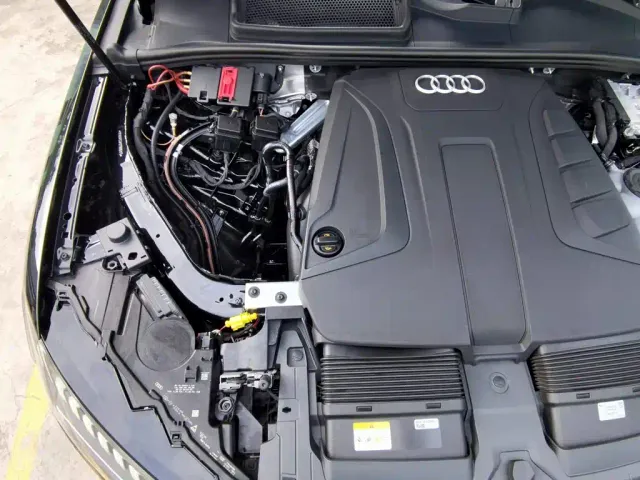 Audi Audi Q7 2023 45 TFSI quattro S line Sport — Фото автомобиля 7