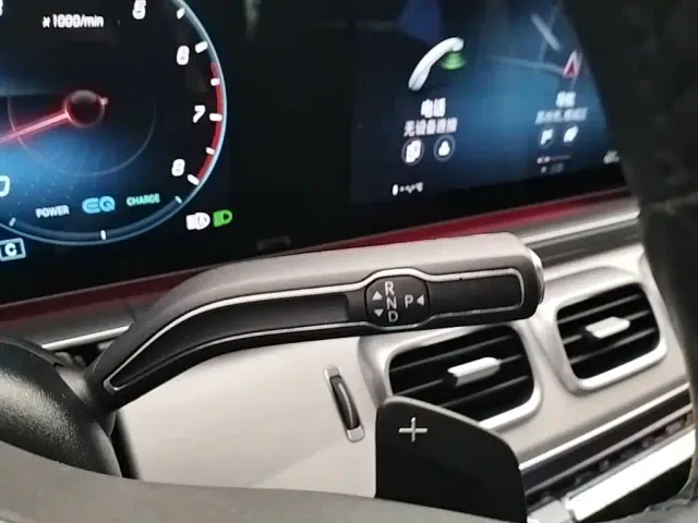 Mercedes-Benz GLE-Class — Фото автомобиля 13