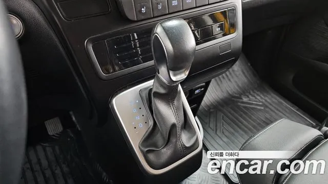 Hyundai Staria — Фото автомобиля 12