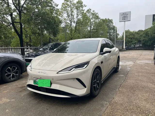 Фотография автомобиля — BYD Seal 06