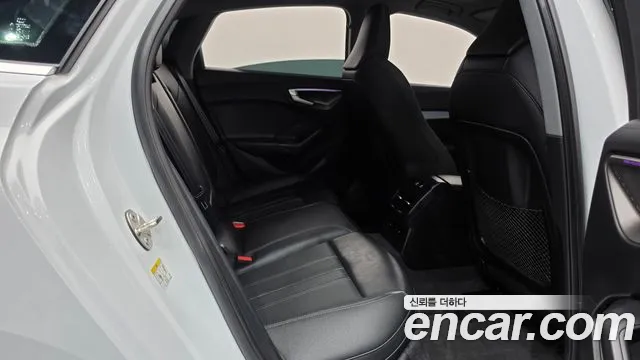 Audi A5 40 TFSI quattro S Line — Фото автомобиля 10