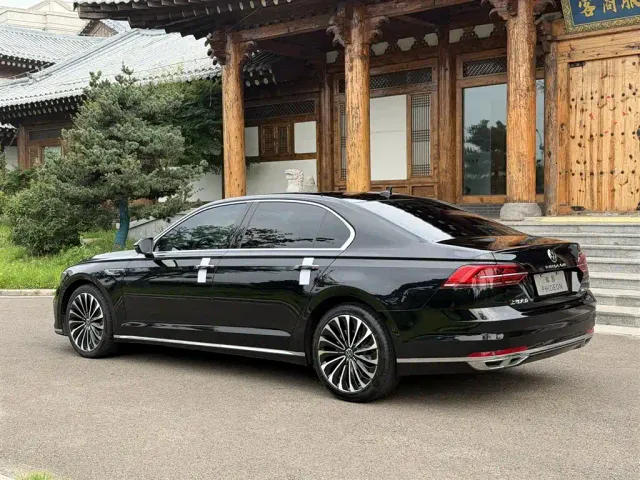 Volkswagen Phideon — Фото автомобиля 6