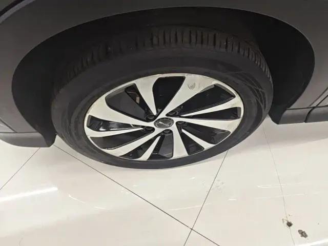 BYD Song PLUS — Фото автомобиля 22