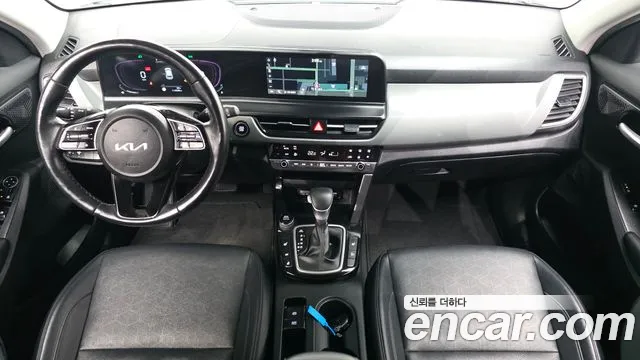 Kia Seltos — Фото автомобиля 10