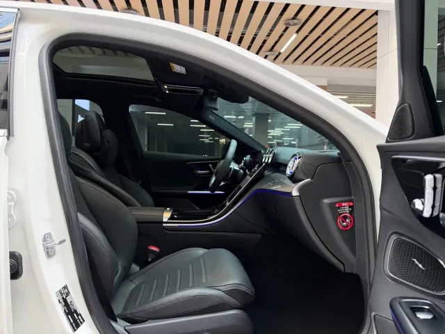 Mercedes-Benz C-Class — Фото автомобиля 20