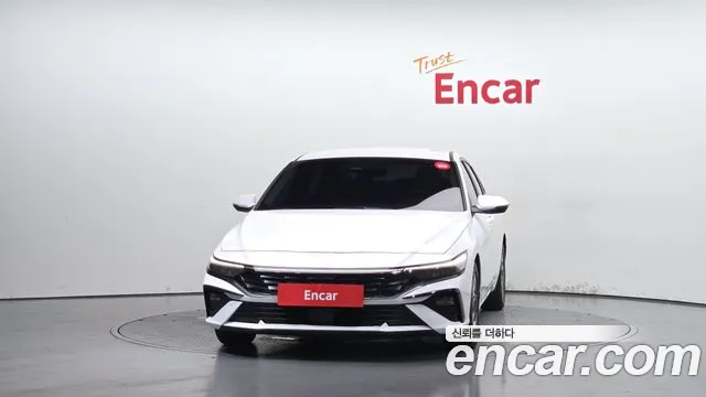 Hyundai AVANTE Новый Avante (CN7) — Фото автомобиля 3