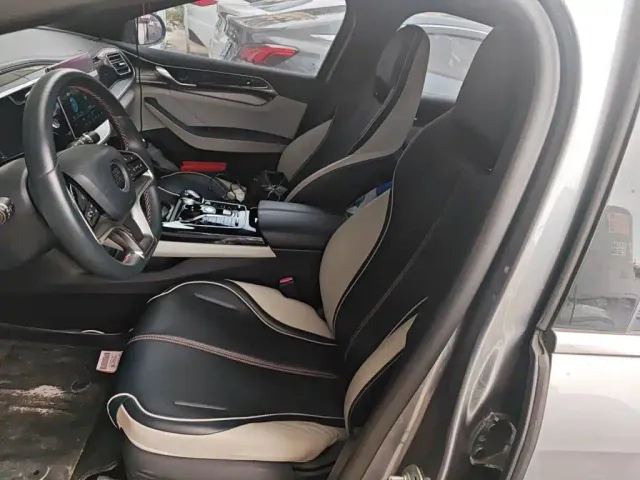 BYD Qin PLUS — Фото автомобиля 7