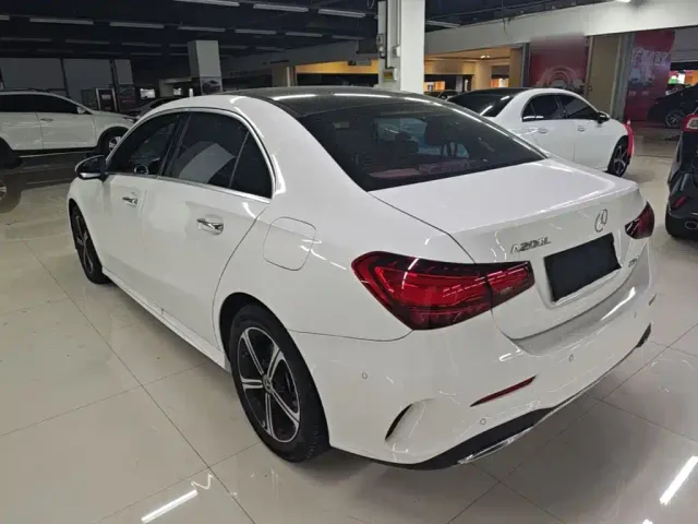 Mercedes-Benz A-Class — Фото автомобиля 4