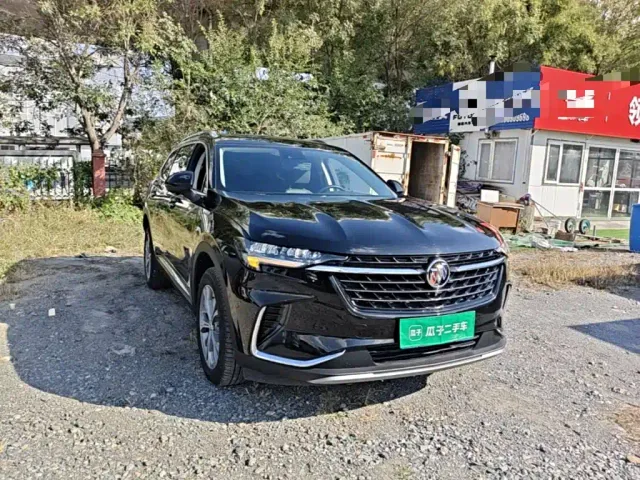 Buick Envision Plus — Фото автомобиля 3